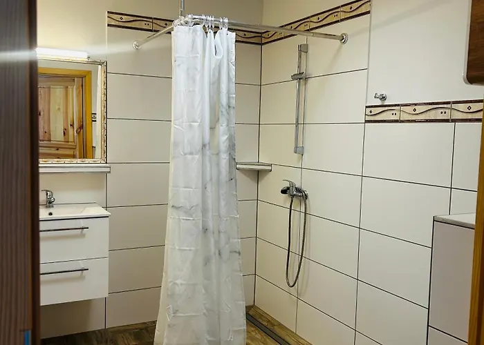 Ranczo Zwierzyniec 乡村民宿 *